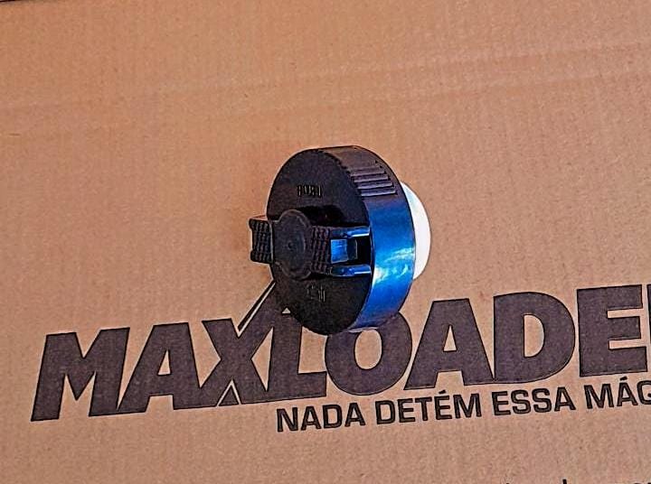 Tampa do tanque diesel
